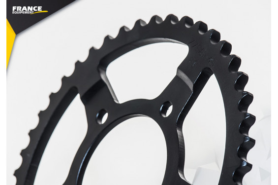 Kit Chaîne Moto FE pour Suzuki GSX-F 750 (95-06) Kit Chaîne Moto FE pour Suzuki GSX-F 750 (95-06)