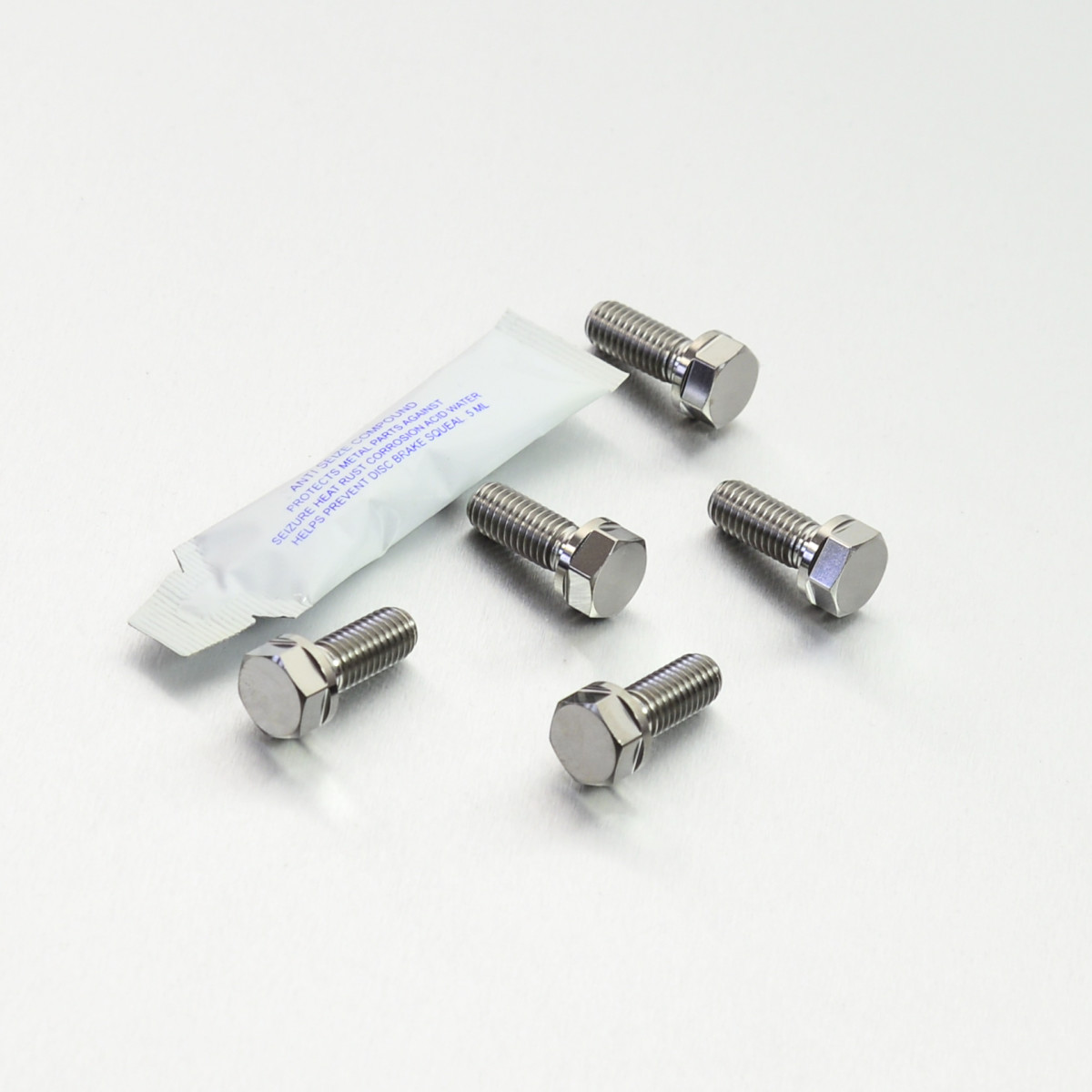 Kit visserie disque de frein arrière Titane Pro Bolt pour Tuno V4 (12-17)