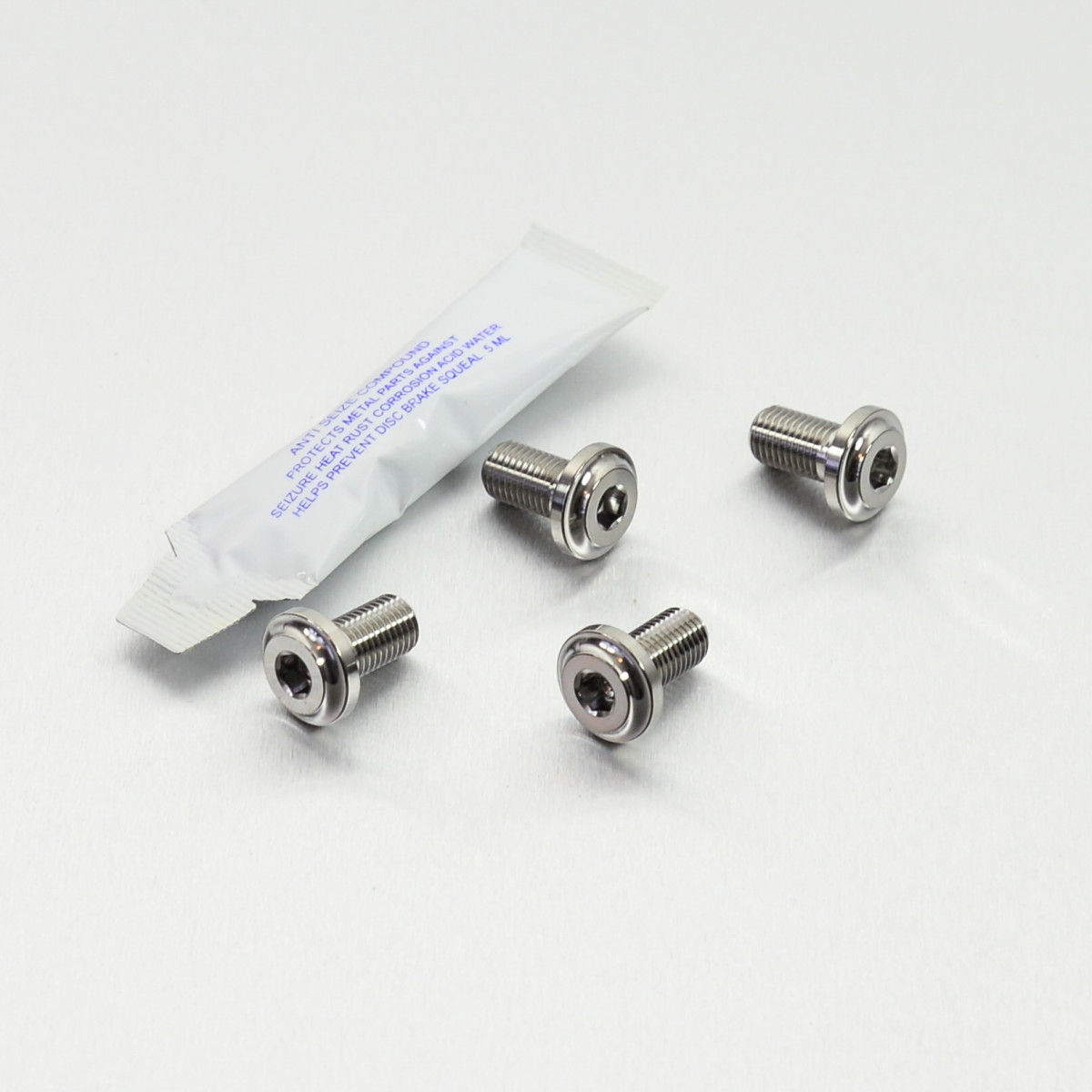 Kit visserie disque de frein arrière Titane Pro Bolt pour 1198 (09-12)