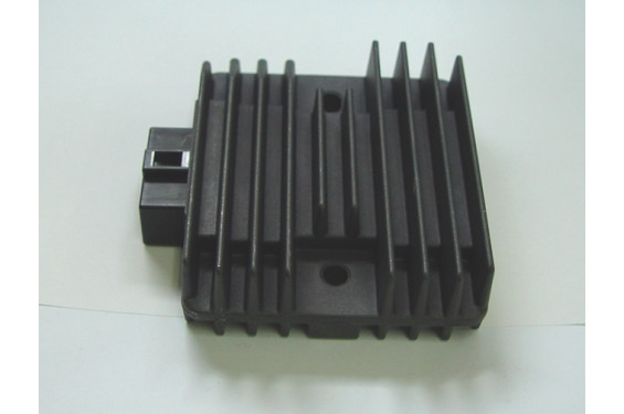 Redresseur / Régulateur Tourmax pour Yamaha XJ 6N (09-16) - RGU-225 Redresseur / Régulateur Tourmax pour Yamaha XJ 6N (09-16) - RGU-225