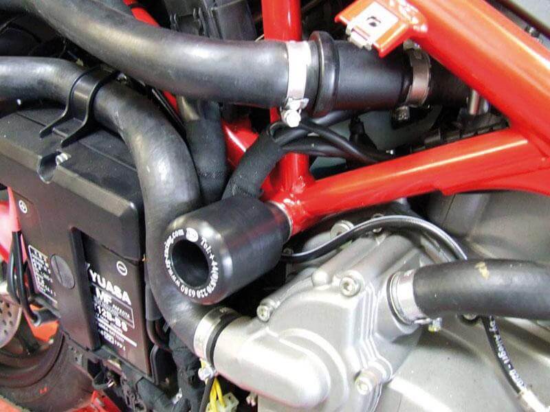 Tampon R&G Aero pour Ducati 848 et EVO (08-14) - UCP0003BL