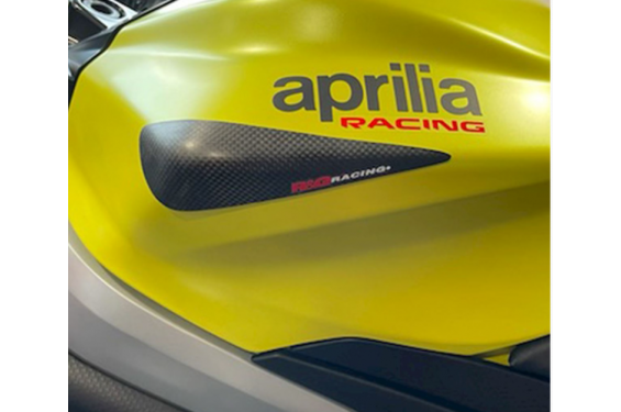 Sliders de réservoir Carbone R&G pour Aprilia RS 660 (20-24)