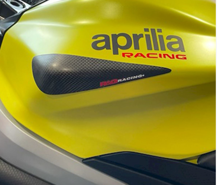 Sliders de réservoir Carbone R&G pour Aprilia RS 660 (20-24)
