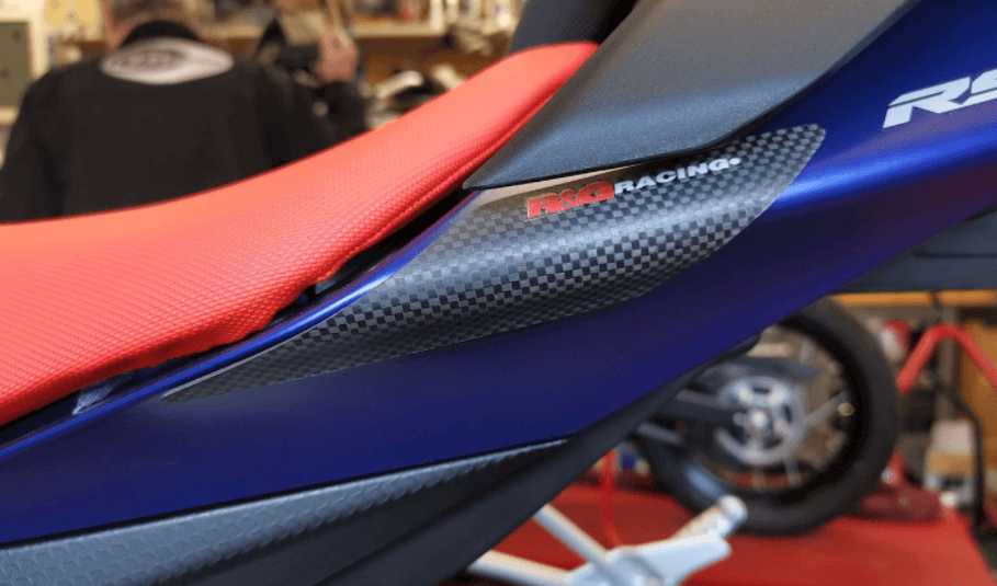 Sliders de coque arrière Carbone R&G pour Aprilia RS 660 (20-24)