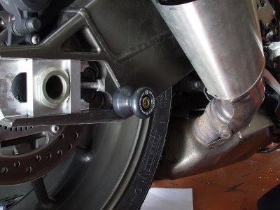 Pions / Diabolo de levage racing R&G pour S1000 RR et M (10-25) S1000 R et M (14-24) - CR0032BK