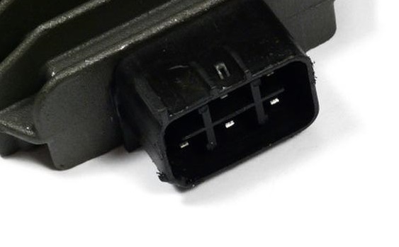 Redresseur / Régulateur pour Z1000 et SX (03-15) ESR444