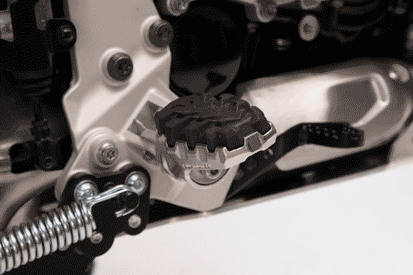 Repose Pieds EVO SW-Motech pour Yamaha Tracer 9 (21-24) FRS.06.112.10300