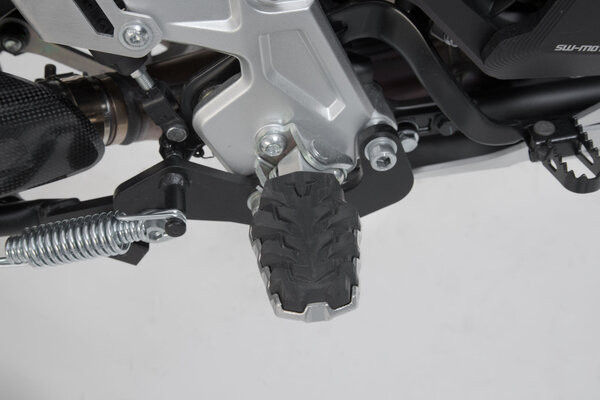 Repose Pieds EVO SW-Motech pour Aprilia Tuareg 660 (21-24) FRS.06.112.10200