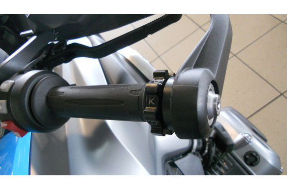 Régulateur de Vitesse Kaoko pour BMW S1000XR (15-19) - CCF400-13WC Régulateur de Vitesse Kaoko pour BMW S1000XR (15-19) - CCF400-13WC