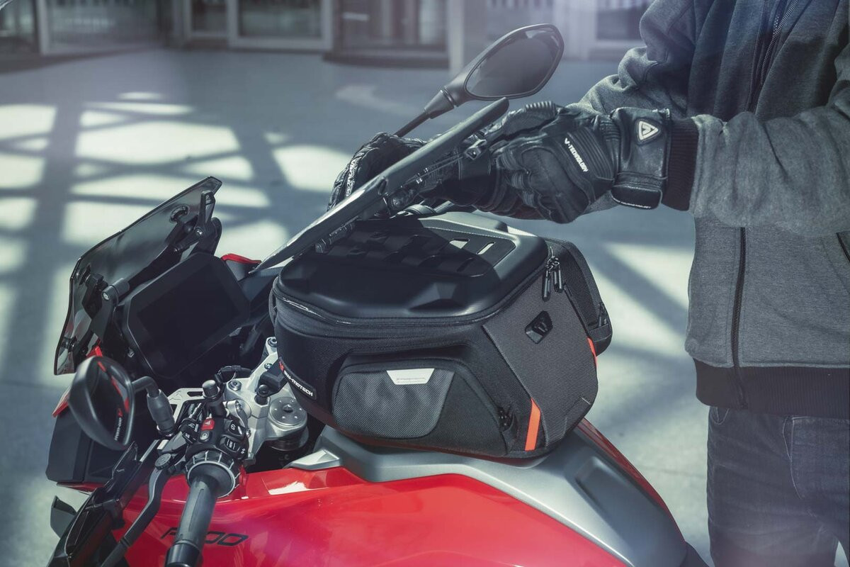 Étui Drybag SW-Motech pour tablette, cartes et documents BC.TRS.00.151.30001