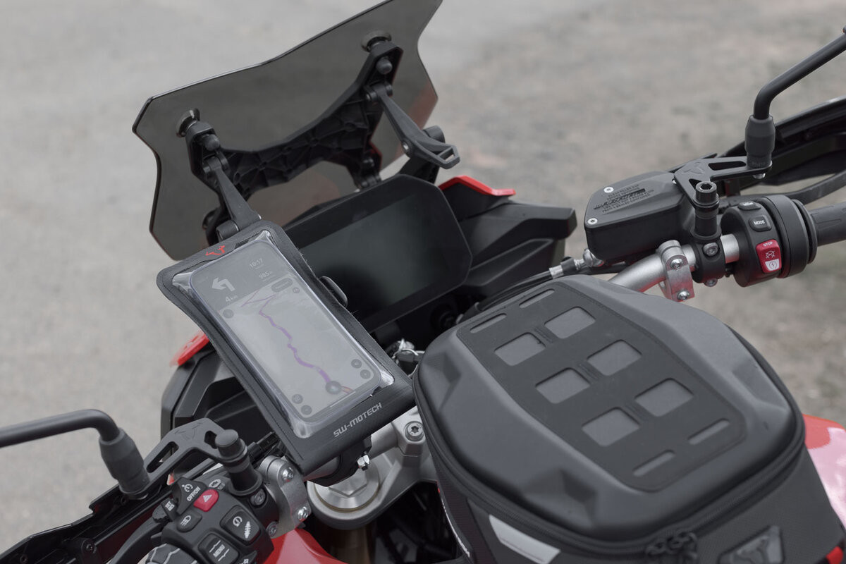 Kit support universel SW-Motech avec Smartphone Drybag GPS.00.308.35500