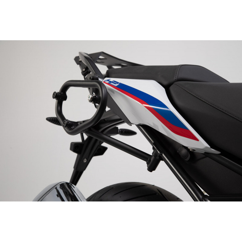 Support latéral SLC SW-Motech droit pour BMW R1250 RS (18-24) HTA.07.913.11001 Support latéral SLC SW-Motech droit pour BMW R1250 RS (18-24) HTA.07.913.11001