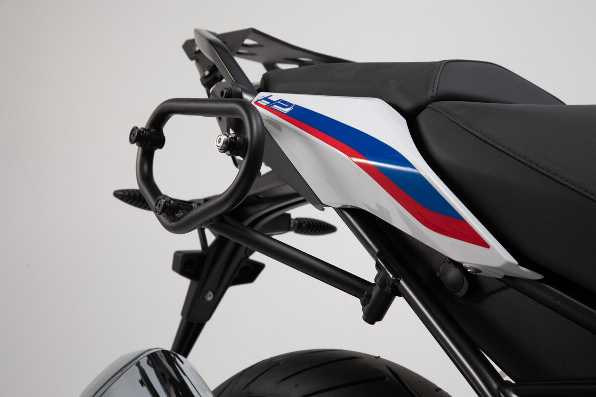 Support latéral SLC SW-Motech droit pour BMW R1250 RS (18-24) HTA.07.913.11001