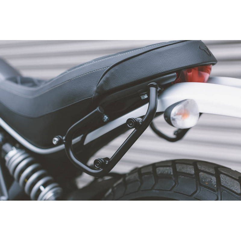 Support latéral SLC SW-Motech gauche pour Ducati Scrambler Sixty2 (15-22)
