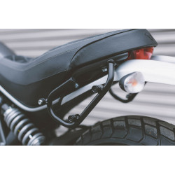 Support latéral SLC SW-Motech droit pour Ducati Scrambler Sixty2 (15-22) HTA.22.577.11003