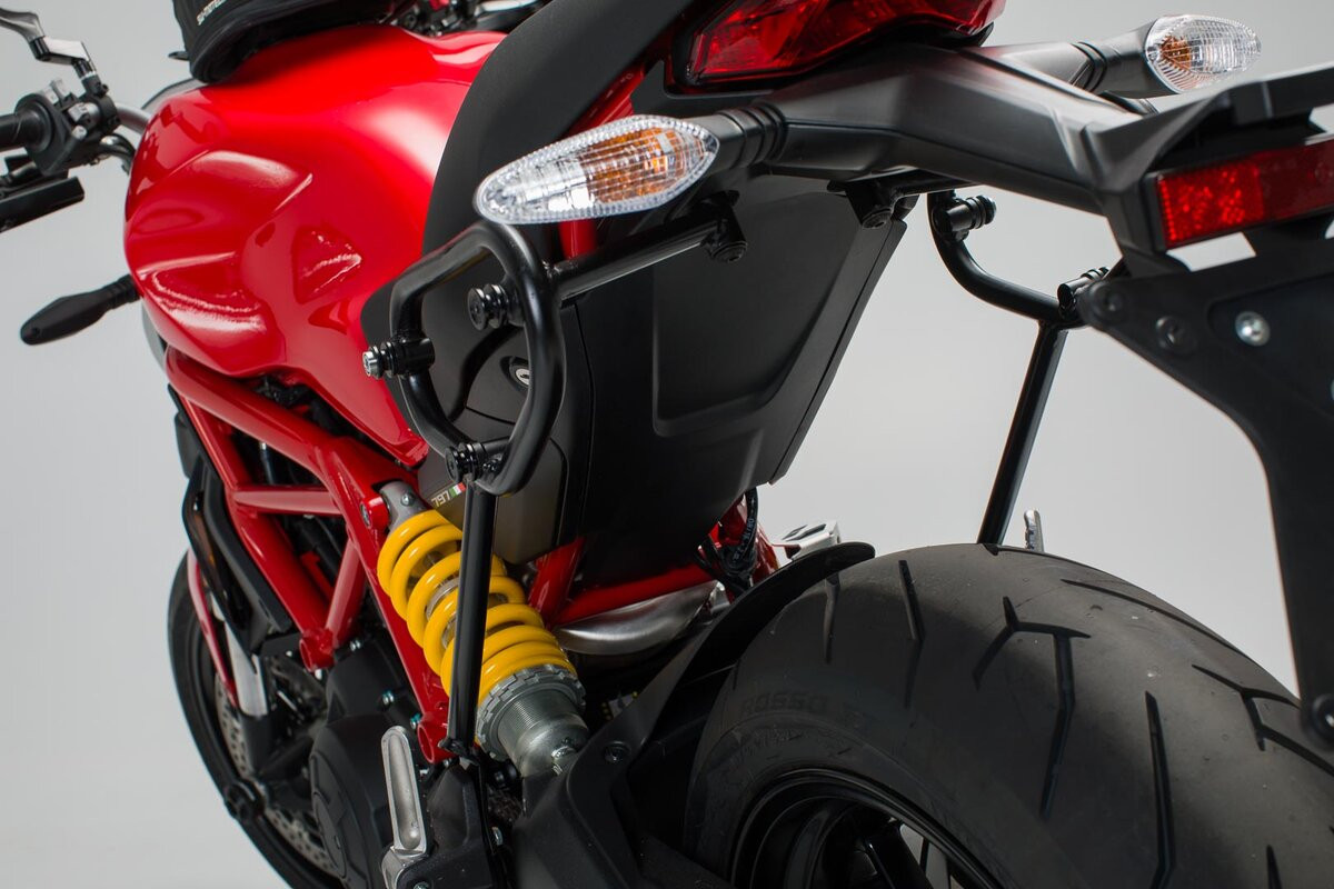 Support latéral SLC SW-Motech gauche pour Ducati Monster 797 (16-22)