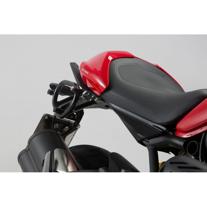 Support latéral SLC SW-Motech droit pour Ducati Monster 1200 (14-16)