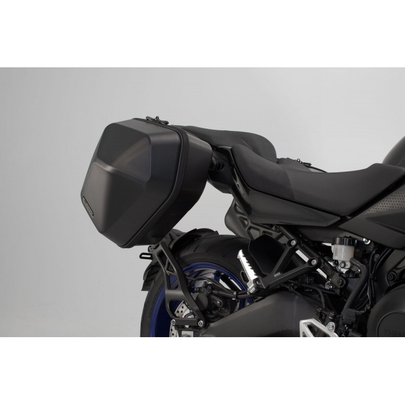 Pack Valises Latérales URBAN ABS et Supports SW-Motech pour Yamaha Niken (18-20)