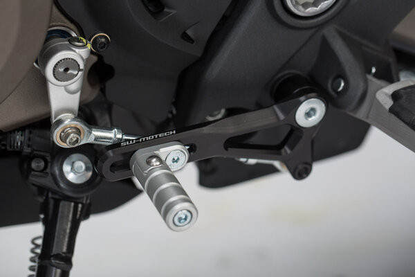 Sélecteur de Vitesse Réglable SW-Motech pour Ducati Monster 1200 (14-22) FSC.22.511.10000