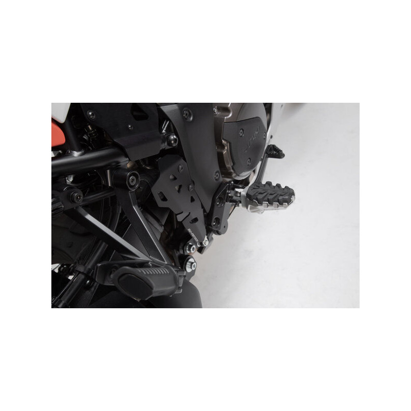 Protection Maitre Cylindre de Frein SW-Motech pour V-Strom 1050 (20-23) BPS.05.936.10000/B Protection Maitre Cylindre de Frein SW-Motech pour V-Strom 1050 (20-23) BPS.05.936.10000/B