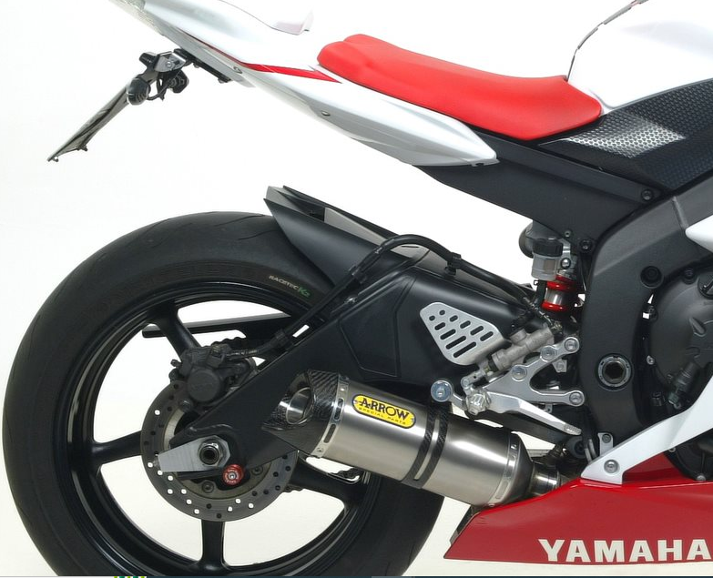 Ligne d'échappement ARROW Thunder pour YZF R6 (06-07)