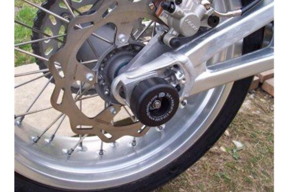 Roulettes de Bras Oscillant R&G pour SXV450 et 550 - Dorsoduro et Shiver 750 / 900 (06-23) - SP0013BK Roulettes de Bras Oscillant R&G pour SXV450 et 550 - Dorsoduro et Shiver 750 / 900 (06-23) - SP0013BK