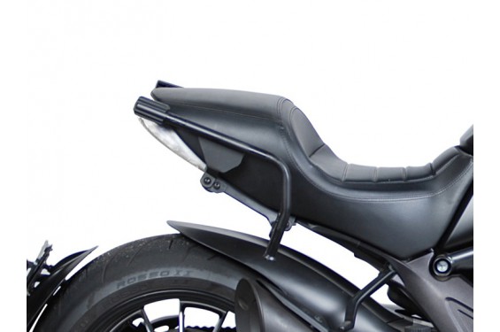 Support de Valise Shad 3P System pour Diavel 1200 (12-18)