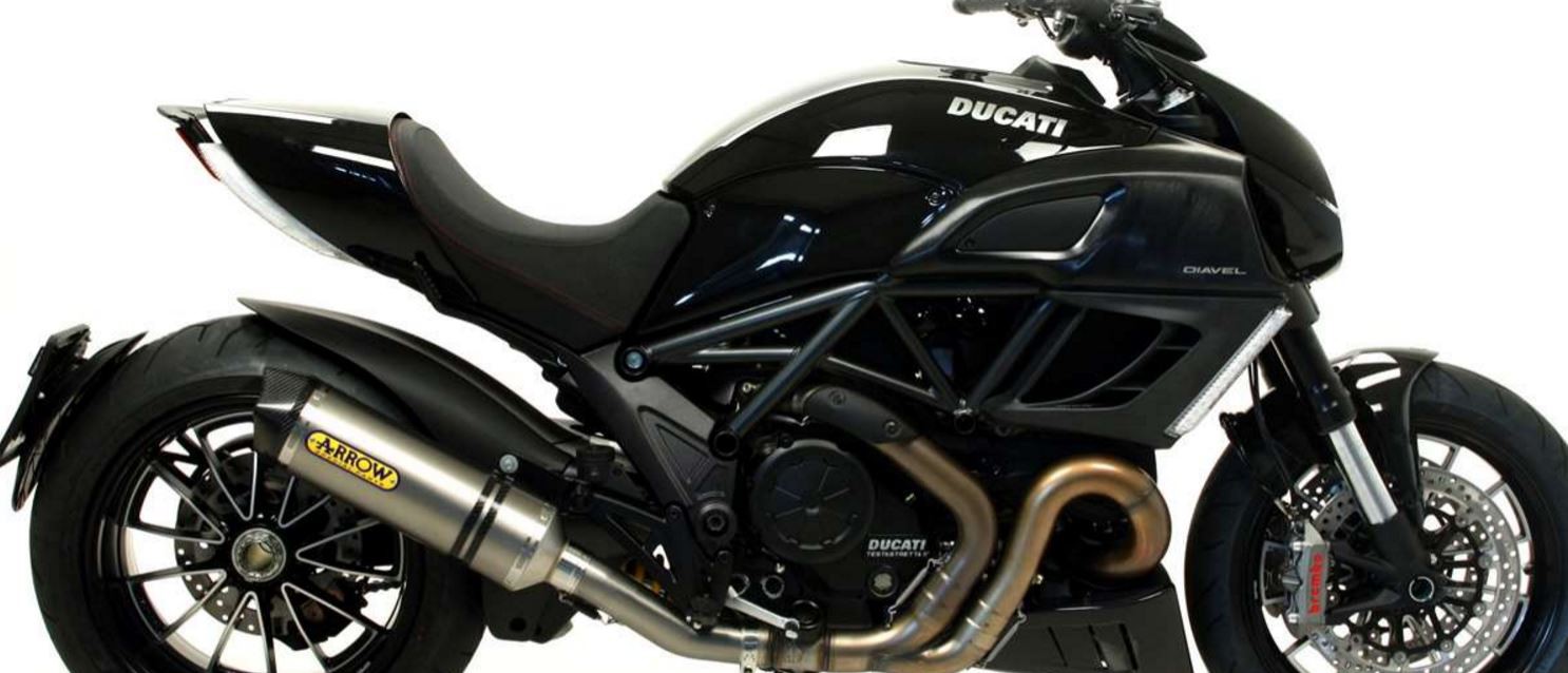 Silencieux "Homologué" ARROW Race-Tech pour Diavel 1200 (11-16)
