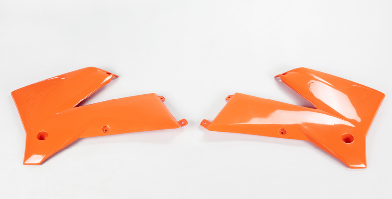 Ouies de Radiateur Orange UFO Moto pour KTM EXC125 (05-07) EXC200 (05-07) EXC250 (05-07) EXC300 (05-07) - KT03084