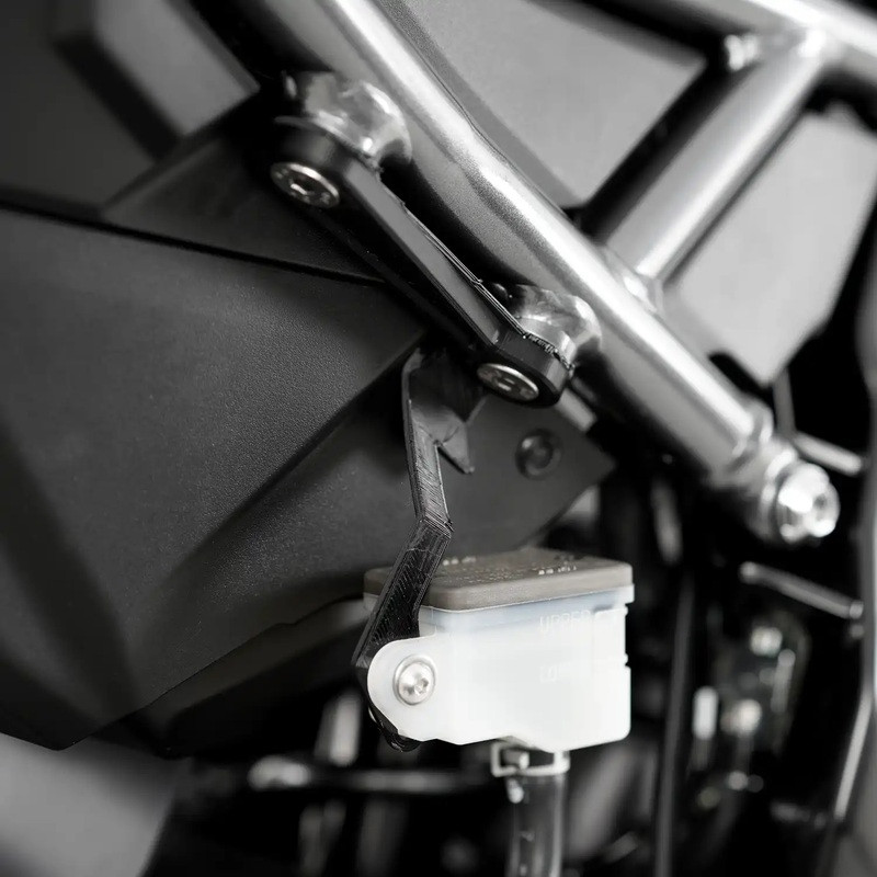 Cache Orifice Support de Repose-Pieds R&G pour GSX-8R (24-25) BLP0135BK Cache Orifice Support de Repose-Pieds R&G pour GSX-8R (24-25) BLP0135BK