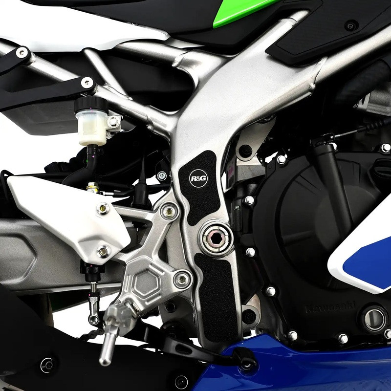 Protection Cadre Et Bras Oscillant Anti-Frottement R&G pour ZX-4R / ZX-4RR (23-25) - EZBG413BL Protection Cadre Et Bras Oscillant Anti-Frottement R&G pour ZX-4R / ZX-4RR (23-25) - EZBG413BL