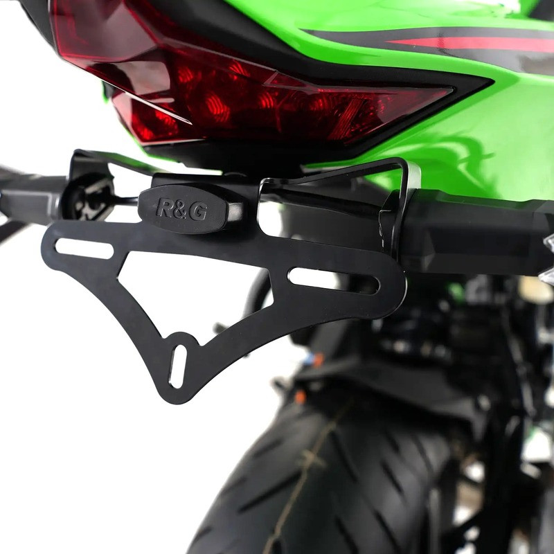 Support de Plaque Court R&G pour ZX-4R et ZX-4RR (24-25) LP0371BK Support de Plaque Court R&G pour ZX-4R et ZX-4RR (24-25) LP0371BK
