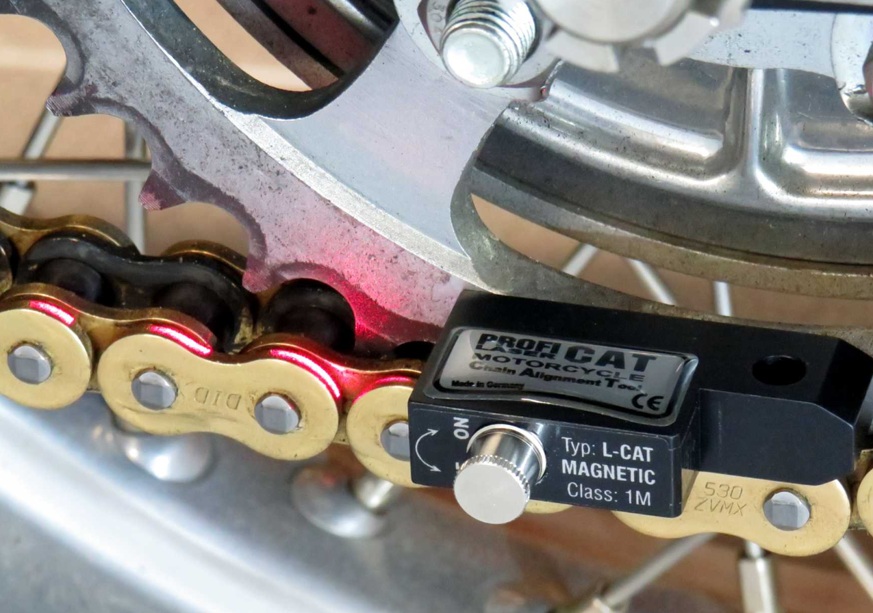 Boitier d'alignement Manétique avec Faisceau Laser pour Chaine et Courroie PROFI - CAT-LINE-MAGNET