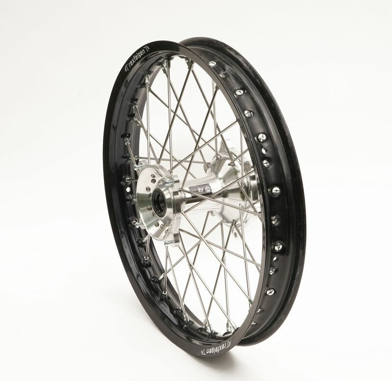 Roue Arrière Complète Moyeu Argent RFX Race MX 19x2,15 pour Beta RR 300 2T Enduro (13-19) - FXWH 60012 55SV
