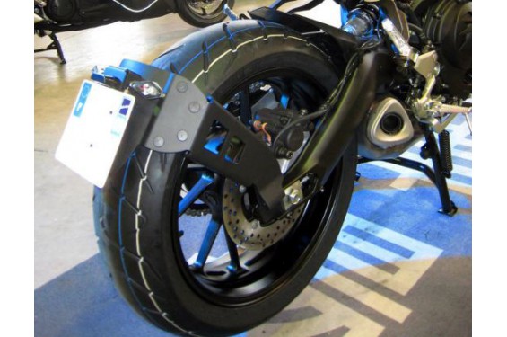 Support de Plaque Moto Déporté Access Design pour Yamaha MT-09 (14-16)