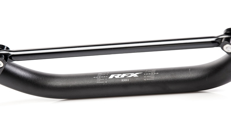 Guidon Alu de 28.6mm avec barre RFX Pro Series F8 RC High - Largeur 810mm et Hauteur 92mm
