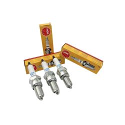 Lot de 3 Bougies NGK CR9EK pour Triumph Daytona 955I (02-06) - 4548