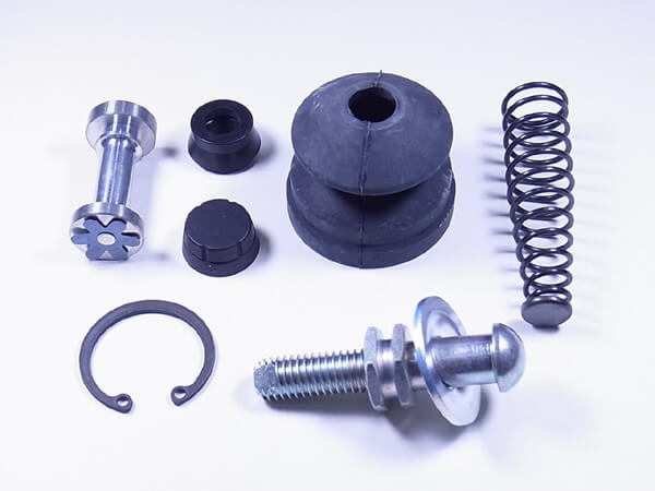 Kit réparation maitre cylindre arrière moto pour 750 Supersport (79-80) - MSR-102