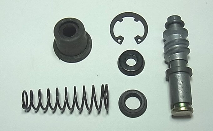 Kit réparation maitre cylindre avant moto pour TDR 125 (1996) - MSB-215