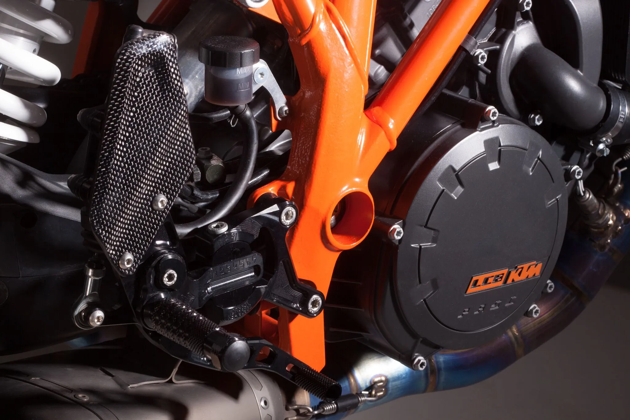 Commande Reculée Réglable VCR38GT Gilles Tooling pour Ducati Panigale 1199 R (13-15)
