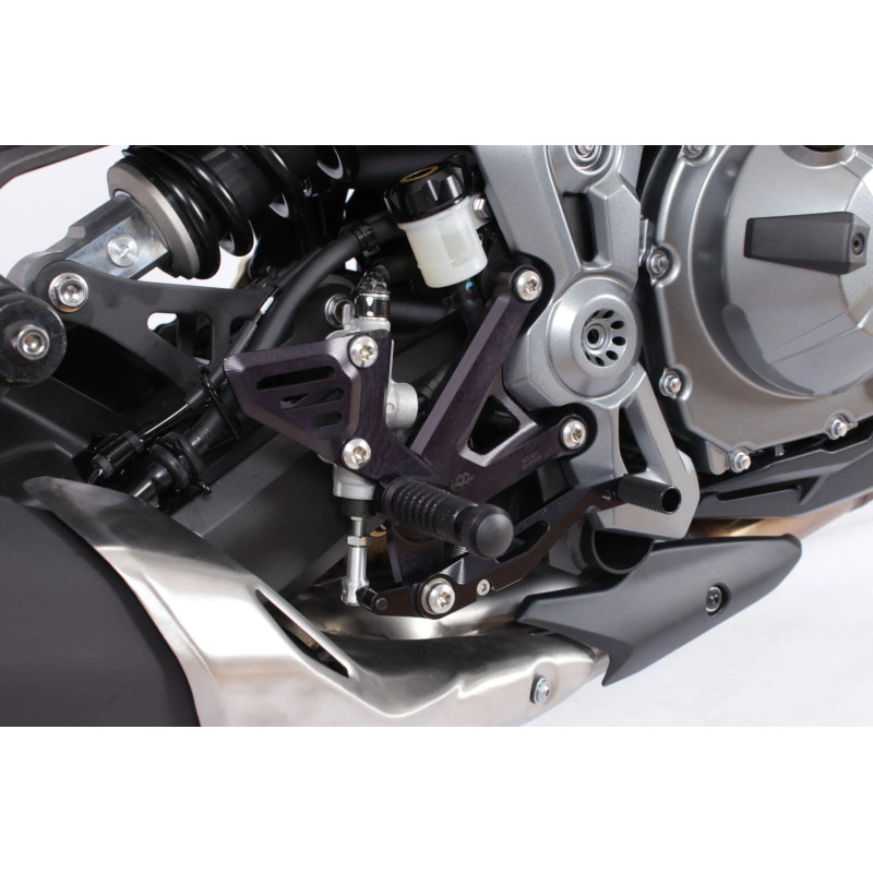 Commandes Reculées Réglables RCT10GT Gilles Tooling pour Kawasaki Z 900 (17-25) Commandes Reculées Réglables RCT10GT Gilles Tooling pour Kawasaki Z 900 (17-25)
