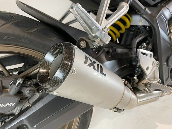 Ligne d'Échappement "Racing" IXIL Xtrem Carbone Pour Honda CB 650 R (24-26)