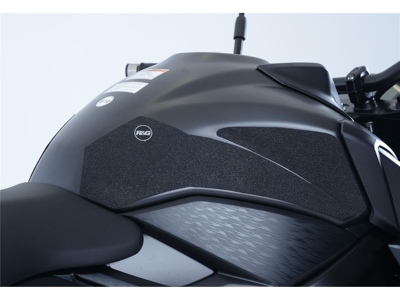 Grip de réservoir R&G Eazi Grip pour Suzuki GSX-S 750 (17-21) - EZRG726CL