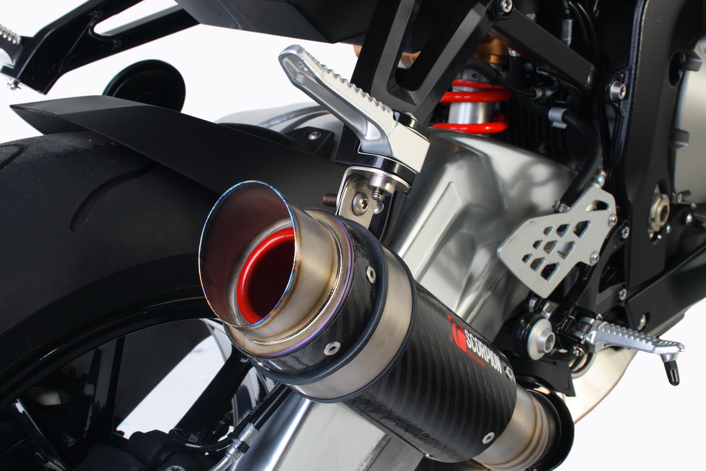 Silencieux Scorpion RP-1 GP Carbone pour Kawasaki ZX10R (08-10)