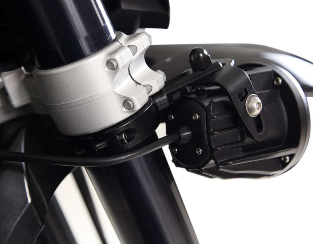 Support de Feux Additionnels Moto Universel DENALI pour Tube de Fourche Ø  50-60mm Noir