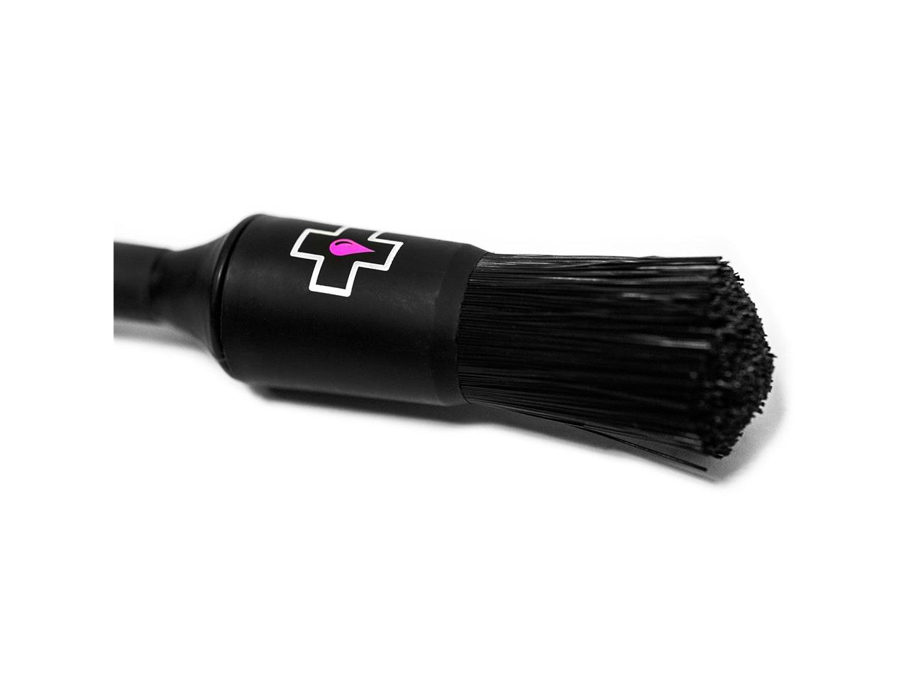 Brosse de Nettoyage Transmission MUC-OFF