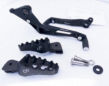 Commande Reculée LighTech (repose pied repliable) pour Hypermotard 821 (13-15) Hypermotard 939 (16-18)