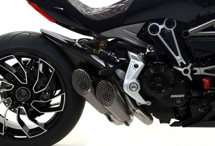 Silencieux ARROW Pro-Race "Non Homologué" pour Xdiavel (16-24)