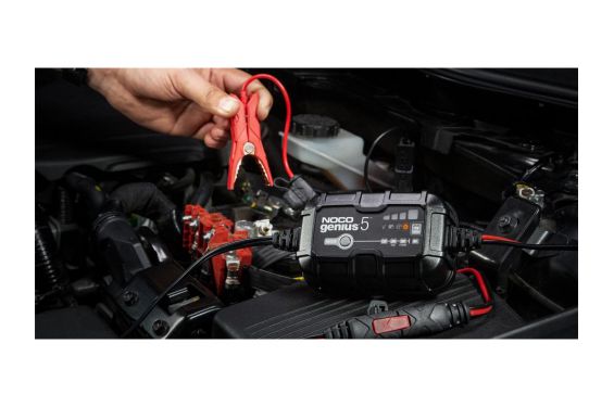 Chargeur de Batterie Moto Intelligent NOCO Genius 5 6-12V 5A Chargeur de Batterie Moto Intelligent NOCO Genius 5 6-12V 5A