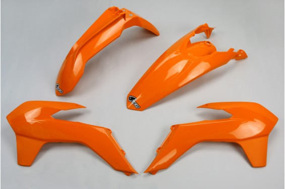 Kit Plastique UFO pour Moto KTM EXC125 (14-16) EXC200 (14-16) EXC250 (14-16) EXC300 (14-16) EXC450 (14-16) - Couleur Orange